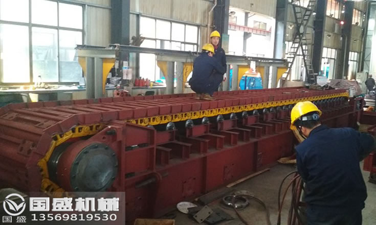 新鄉(xiāng)板式給料機(jī) 新鄉(xiāng)板式給料機(jī)