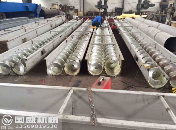 U型螺旋給料機(jī) U型螺旋給料機(jī)